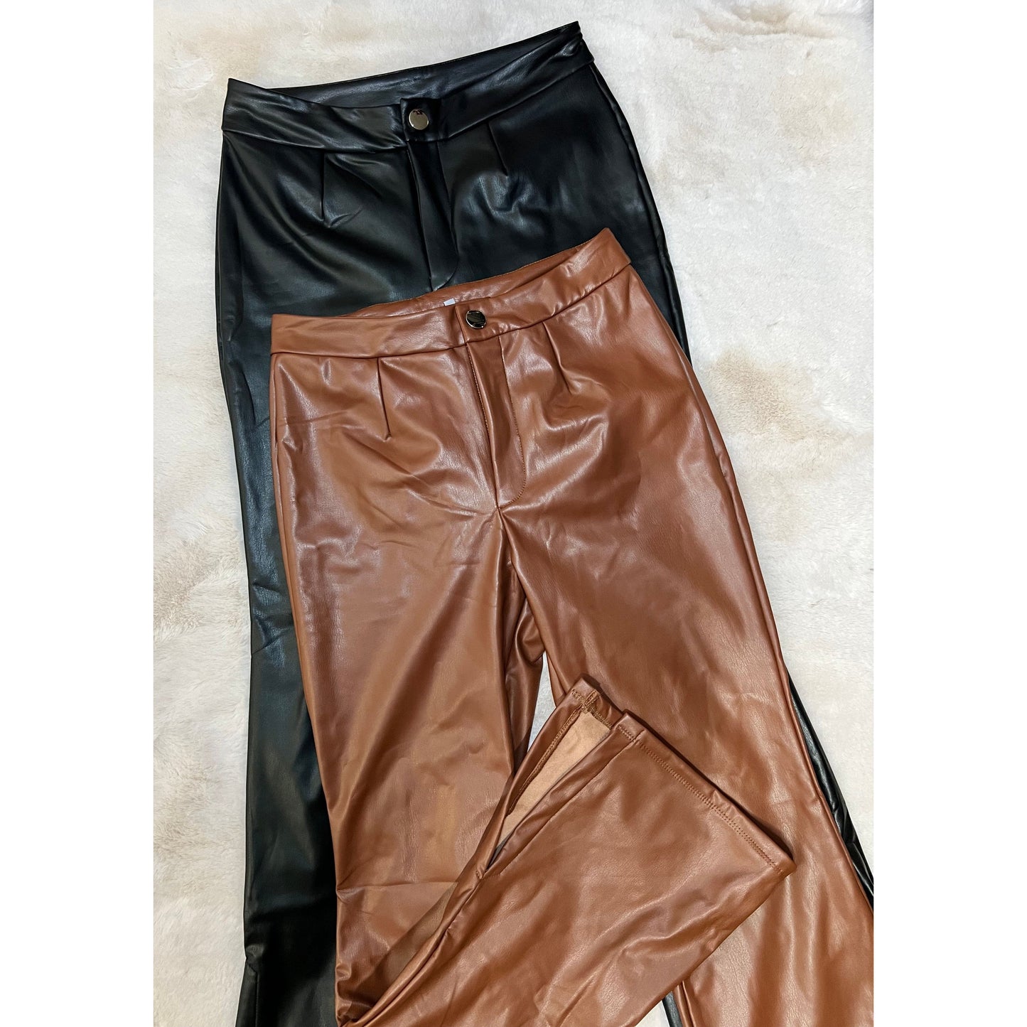 LEATHER PANTS